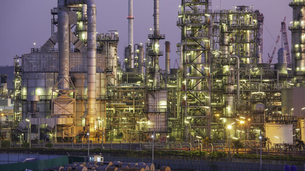 Industrie chimique - chauffage par induction pour procédés catalytiques | AET Group